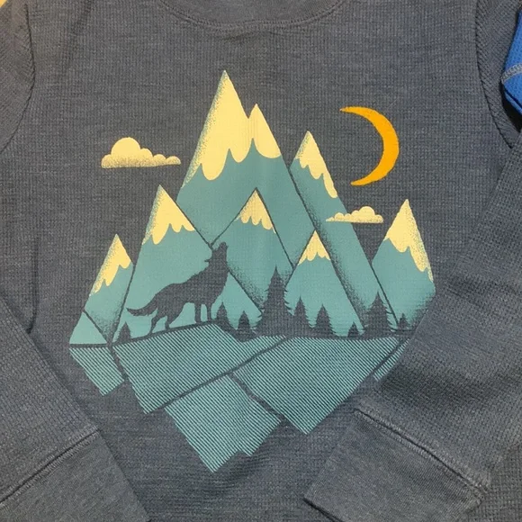 Boys long sleeve shirts size 5 - Picture 4 of 6